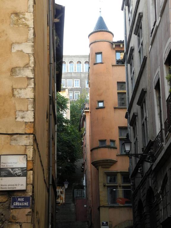 Loge Saint Jean Leilighet Lyon Eksteriør bilde